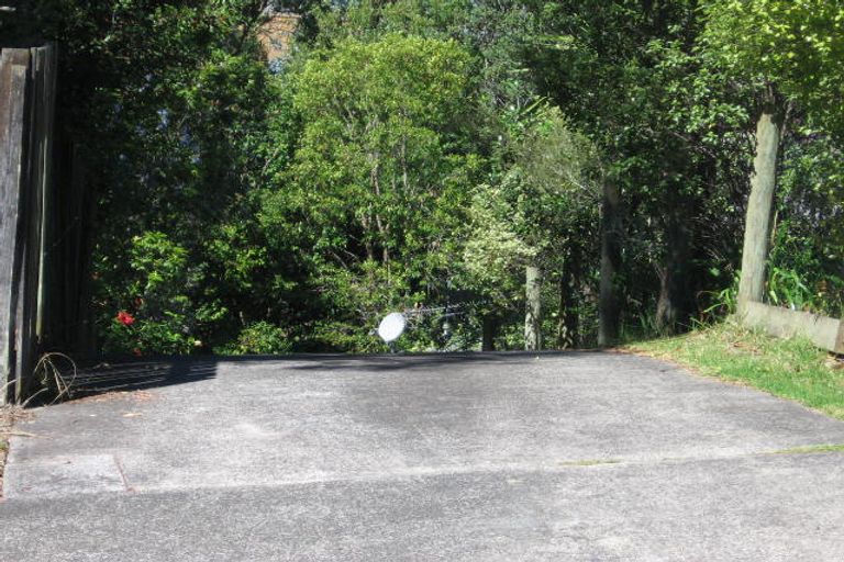 Photo of property in 1/14 Halder Place, Torbay, Auckland, 0632