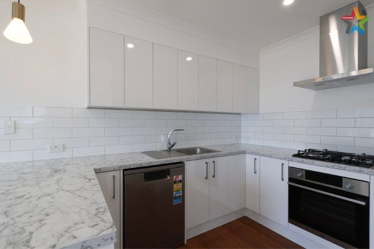 Photo of property in 2b Mayo Grove, Naenae, Lower Hutt, 5011