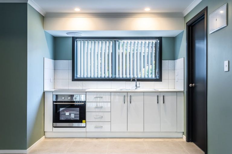 Photo of property in 8 Monde Place, Clover Park, Auckland, 2019