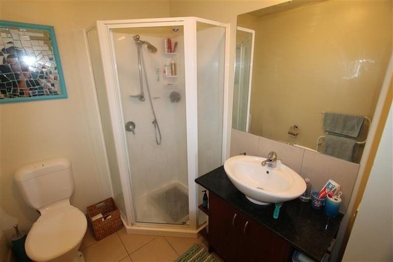 Photo of property in 6b/17 Crown Lynn Place, New Lynn, Auckland, 0600