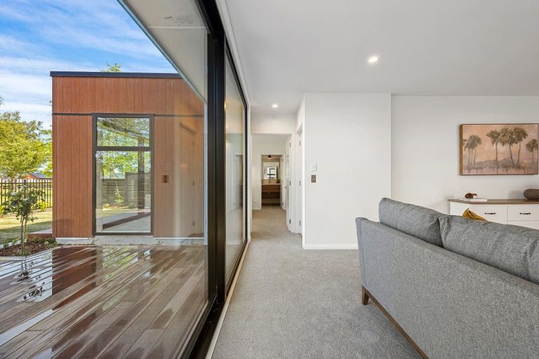 Photo of property in 15 Pembrook Close, Rangiora, 7400