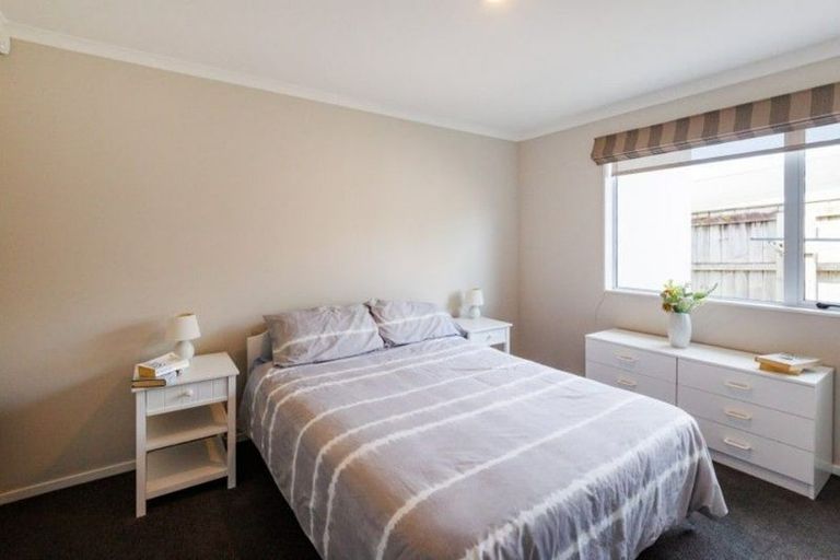 Photo of property in 10 Galea Grove, Kelvin Grove, Palmerston North, 4414