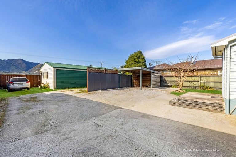 Photo of property in 178 Abel Tasman Drive, Takaka, 7183