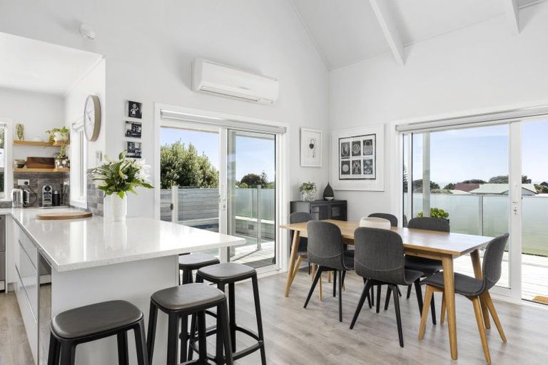 Photo of property in 11 Palm Parade, Riversdale Beach, Masterton, 5872