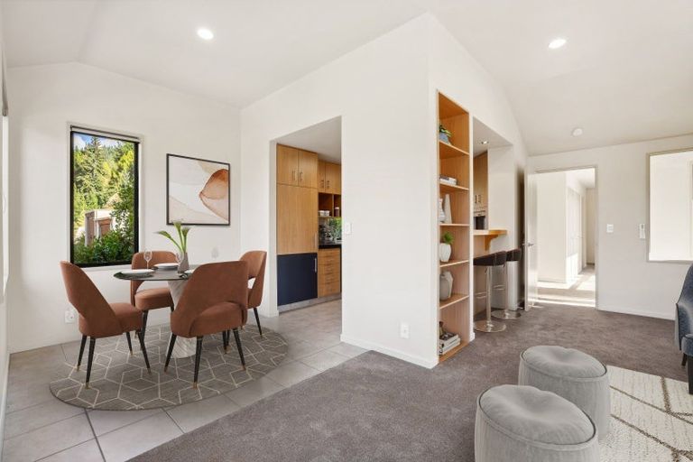 Photo of property in 13 Goldleaf Hill, Queenstown, 9300