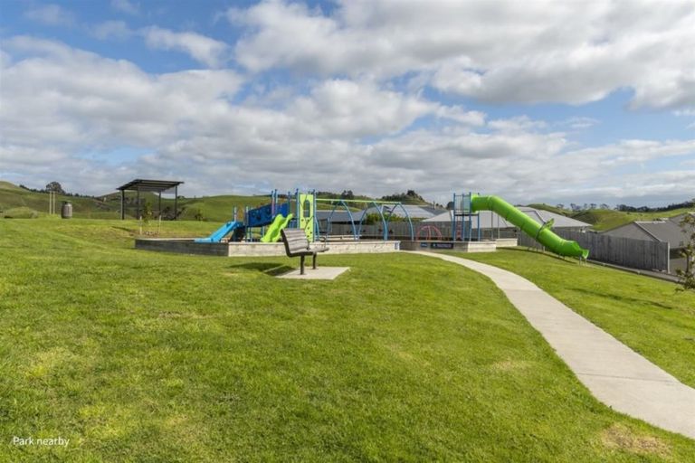 Photo of property in 12 Moira Close, Welcome Bay, Tauranga, 3175
