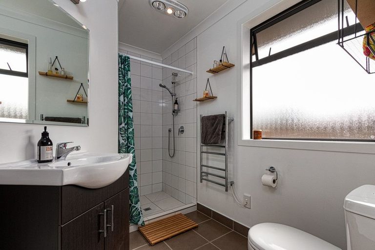 Photo of property in 247 Raeburne Street, Te Awamutu, 3800