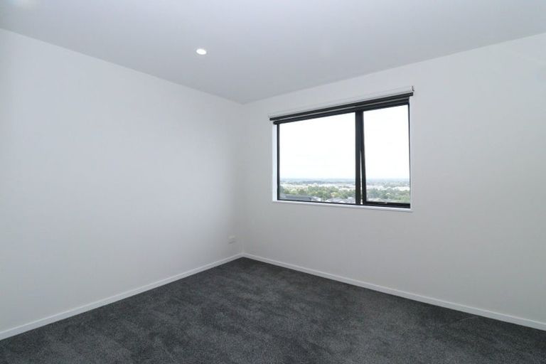 Photo of property in 13b Crestview Rise, Papakura, 2110