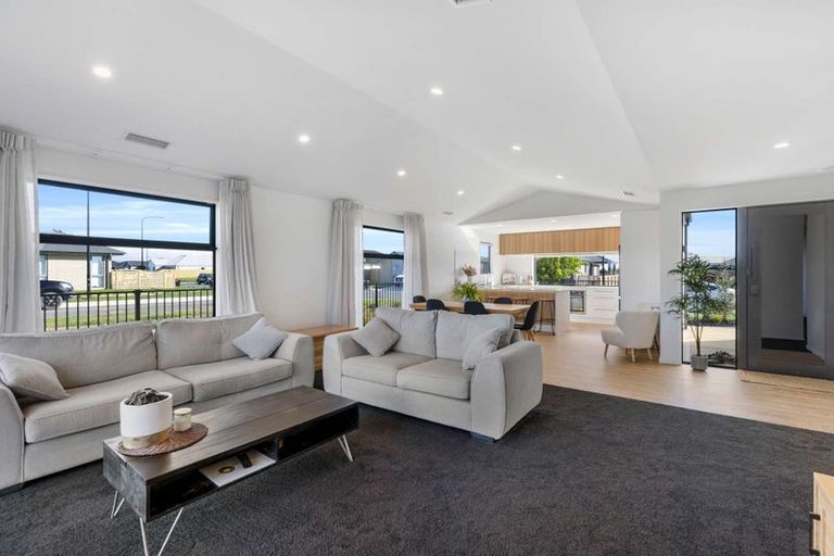 Photo of property in 11 Ellmers Street, Woodend, 7610