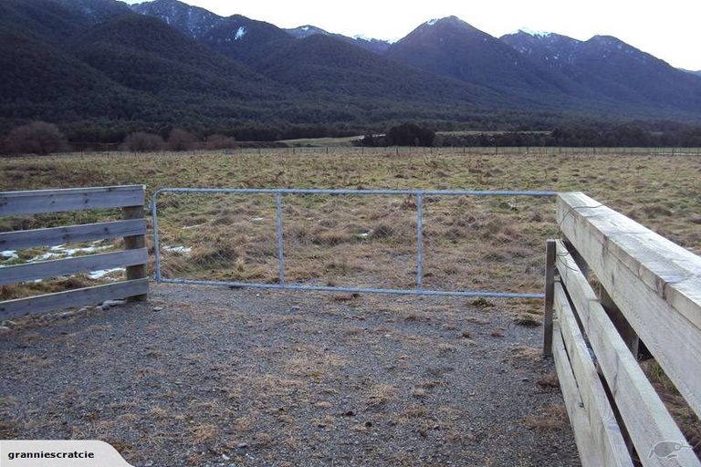 Photo of property in 65 Springs Road, Hornby, Christchurch, 8042