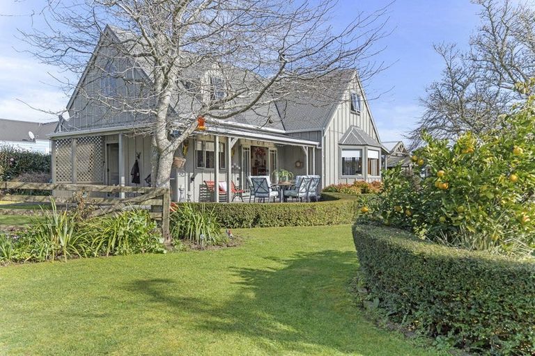 Photo of property in 5 Bosworth Street, Egmont Village, 4372