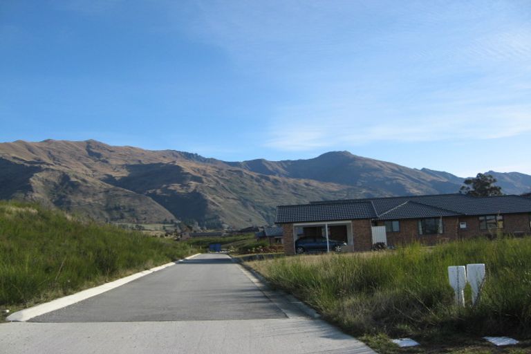 Photo of property in 8& 8a Coromandel Street, Wanaka, 9305