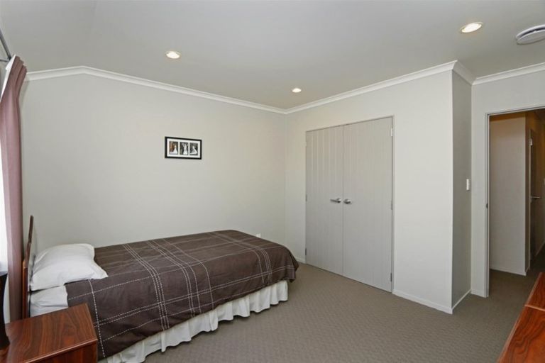 Photo of property in 5 Larlin Drive, Hawera, 4675