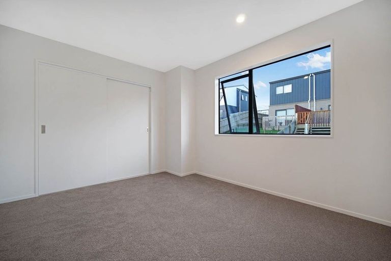 Photo of property in 7 Heketara Place, Papakura, 2110