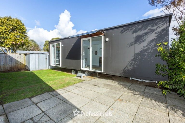 Photo of property in 15 Akron Grove, Totara Park, Upper Hutt, 5018