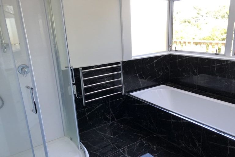 Photo of property in 40 Glamorgan Drive, Torbay, Auckland, 0630