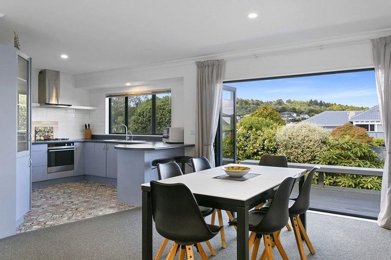 Photo of property in 94 Harvey Street, Waipahihi, Taupo, 3330