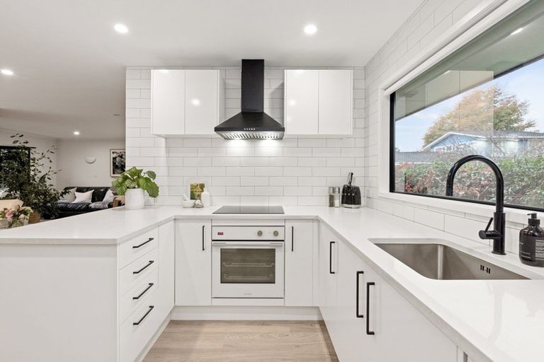 Photo of property in 26 Golding Road, Taradale, Napier, 4112