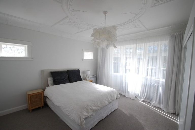 Photo of property in 202 The Parade, Island Bay, Wellington, 6023