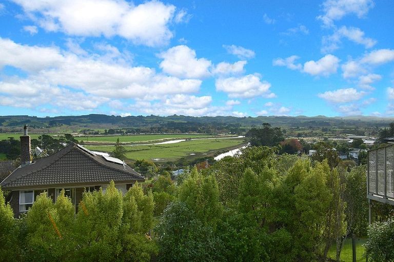 Photo of property in 85 Garfield Road, Helensville, 0800