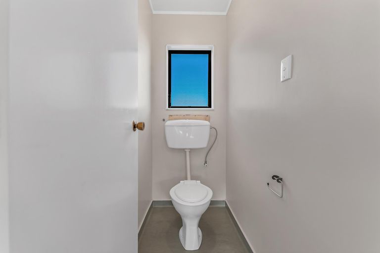 Photo of property in 9b Boundary Road, Opaheke, Papakura, 2113