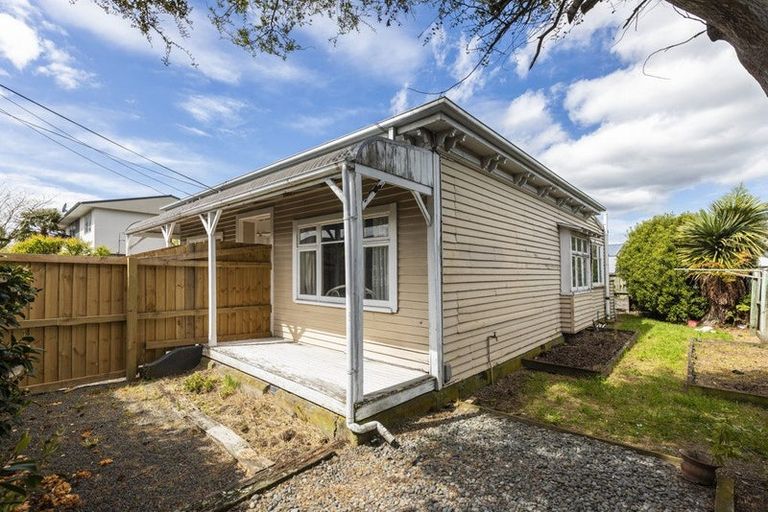 Photo of property in 18 Rosewarne Street, Spreydon, Christchurch, 8024