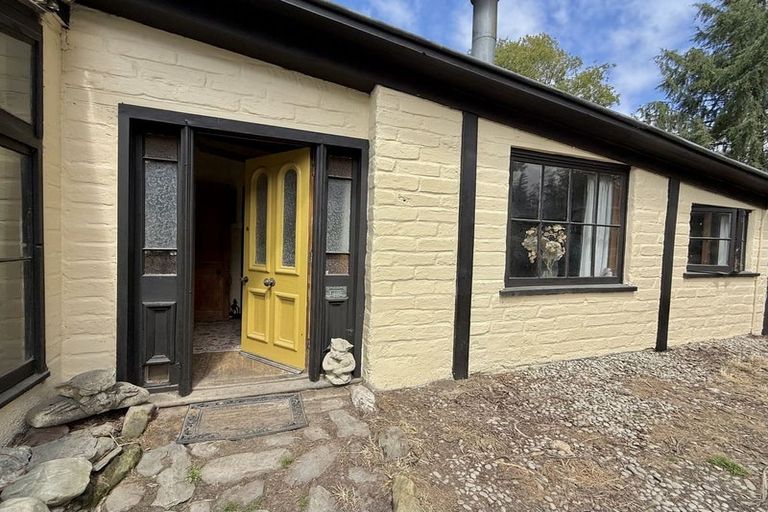 Photo of property in 20 Mckenzie Road, Livingstone, Oamaru, 9491