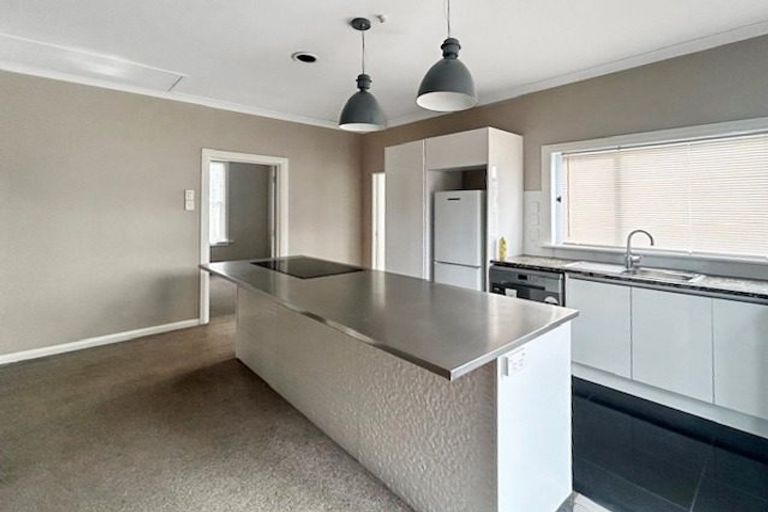 Photo of property in 18 Fairs Road, Milson, Palmerston North, 4414