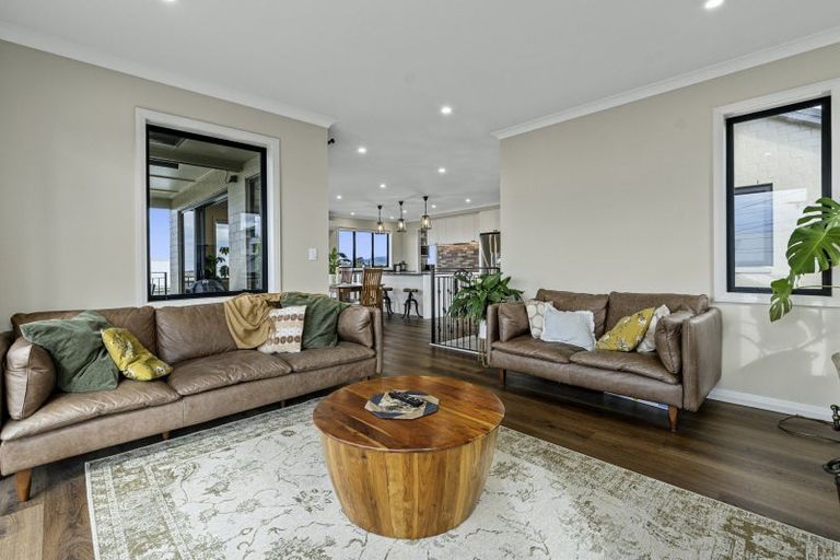 Photo of property in 49 Hinewa Road, Otumoetai, Tauranga, 3110