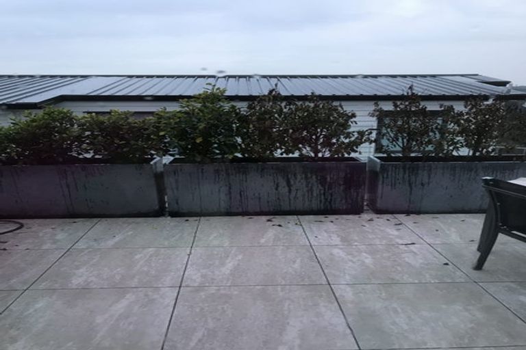 Photo of property in 1/42 Sunrise Avenue, Mairangi Bay, Auckland, 0630