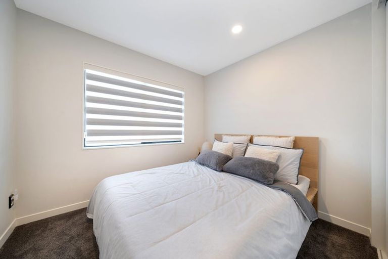 Photo of property in 6 Meritage Lane, Te Atatu South, Auckland, 0610