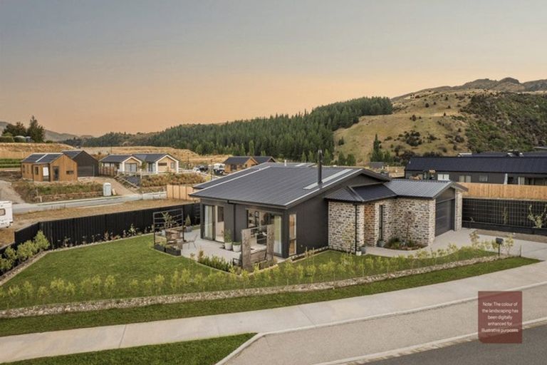 Photo of property in 33 Atkins Road, Luggate, Wanaka, 9382