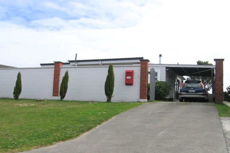 Photo of property in 5 Chapman Street, Johnsonville, Wellington, 6037