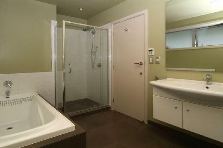 Photo of property in 14 Devonport Lane, St Albans, Christchurch, 8014