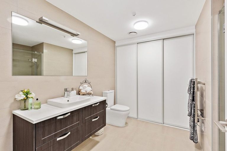 Photo of property in 164 Landmark Terrace, Orewa, 0931