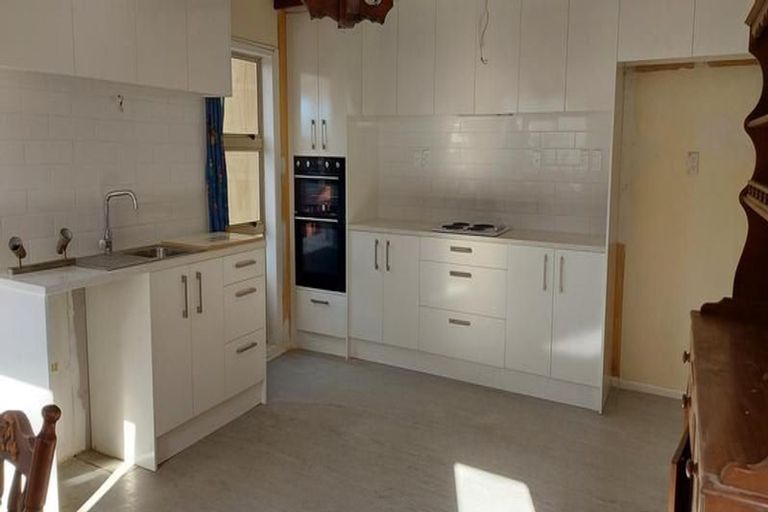 Photo of property in 68 Harrington Road, Henderson, Auckland, 0610