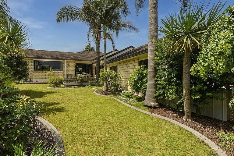 Photo of property in 27 Harbelle Close, Bethlehem, Tauranga, 3110