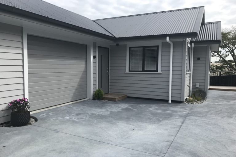 Photo of property in 2u4 Moana Street, Frankton, Hamilton, 3204