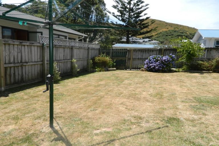 Photo of property in 37 Thornley Street, Titahi Bay, Porirua, 5022
