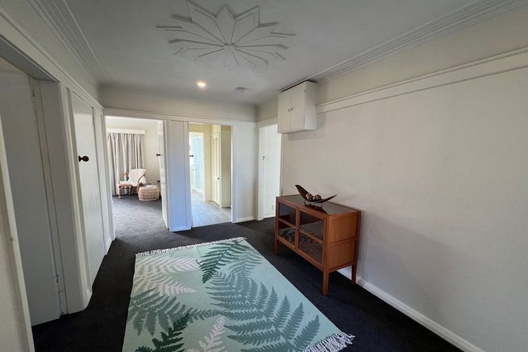 Photo of property in 42a Hargest Crescent, Saint Kilda, Dunedin, 9012