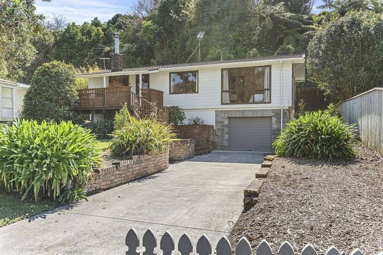 Photo of property in 23 Ambury Place, Merrilands, New Plymouth, 4312