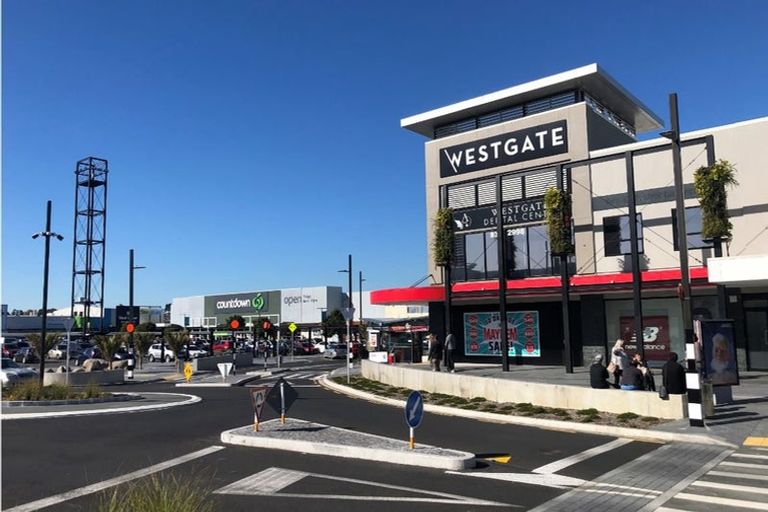 Photo of property in 7 Baumea Rise, Massey, Auckland, 0614