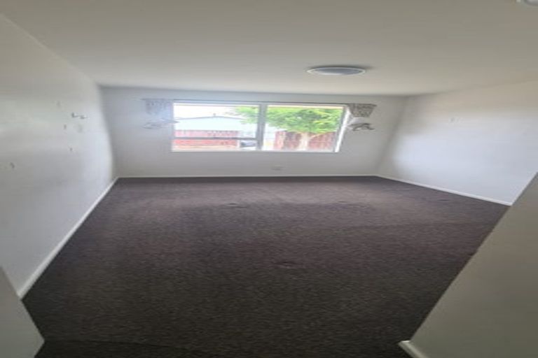Photo of property in 63 Vivian Street, Burwood, Christchurch, 8083