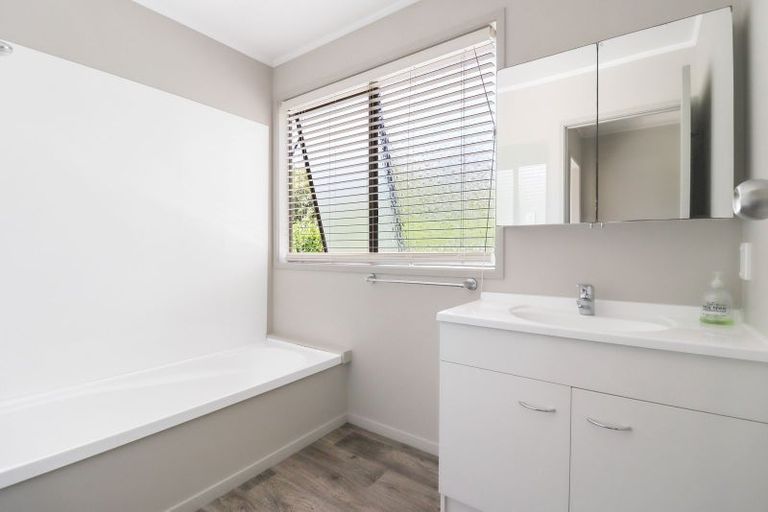 Photo of property in 47 Speedy Road, Glenbrook, Pukekohe, 2679