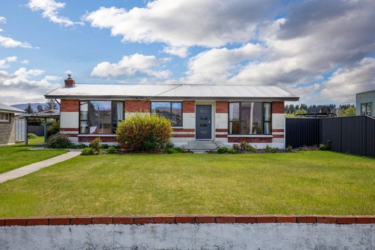 Photo of property in 67 Royal Terrace, Alexandra, 9320