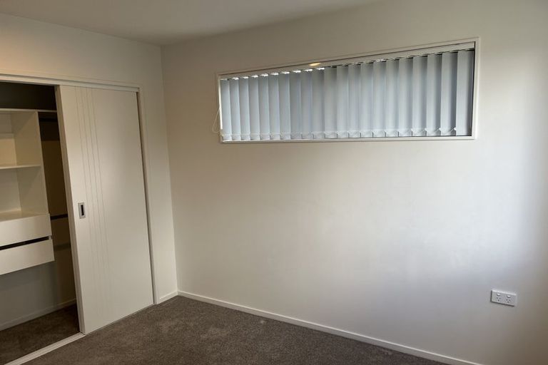 Photo of property in 1/149 Tirimoana Road, Te Atatu South, Auckland, 0602
