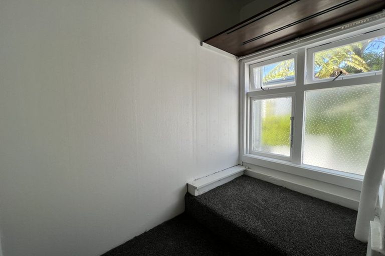 Photo of property in 4/5 Benares Street, Khandallah, Wellington, 6035