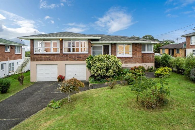 Photo of property in 84 Royal View Road, Te Atatu South, Auckland, 0610