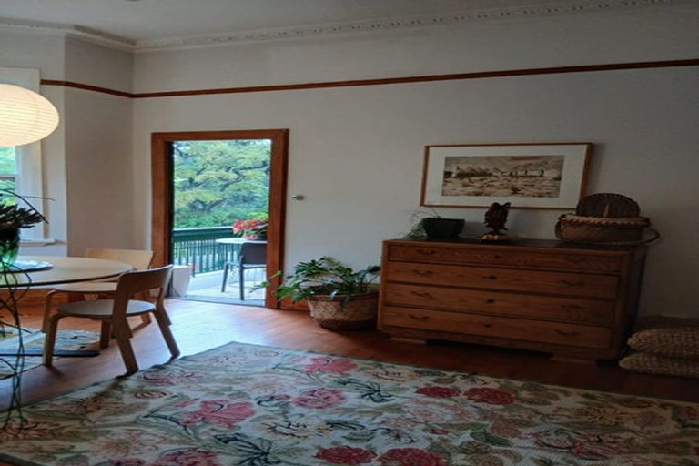 Photo of property in 9 Parliament Street, Thorndon, Wellington, 6011