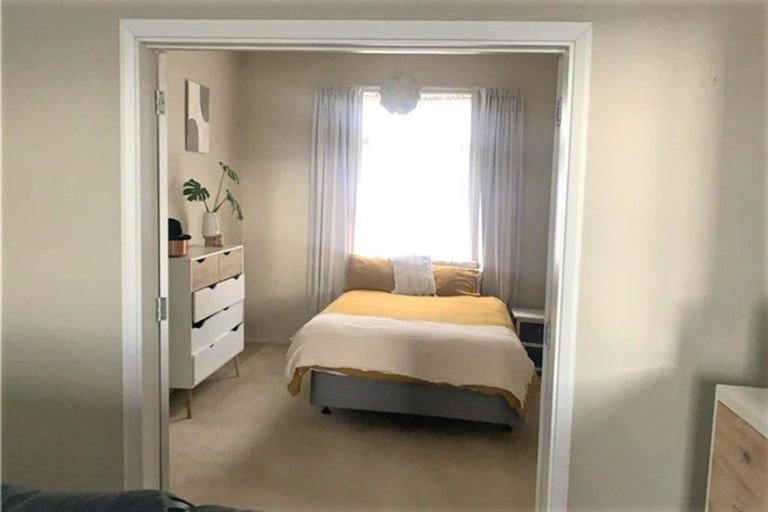 Photo of property in 136 Russell Street, Westport, 7825